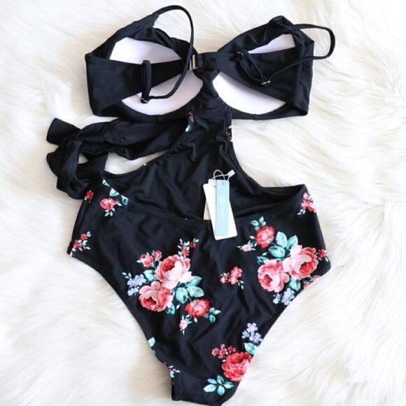 NEW Black Floral One Piece Swimsuit Size Medium - Picture 6 of 10